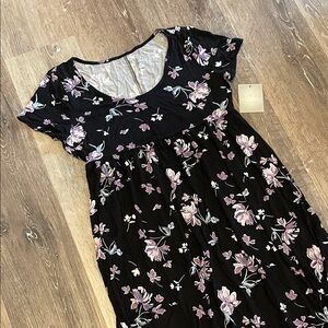 a:glow Maternity Maxi Floral Dress size small (NEW!)
